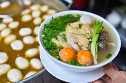 Quán phở gà Michelin và bí quyết tạo nên tô phở chất lượng