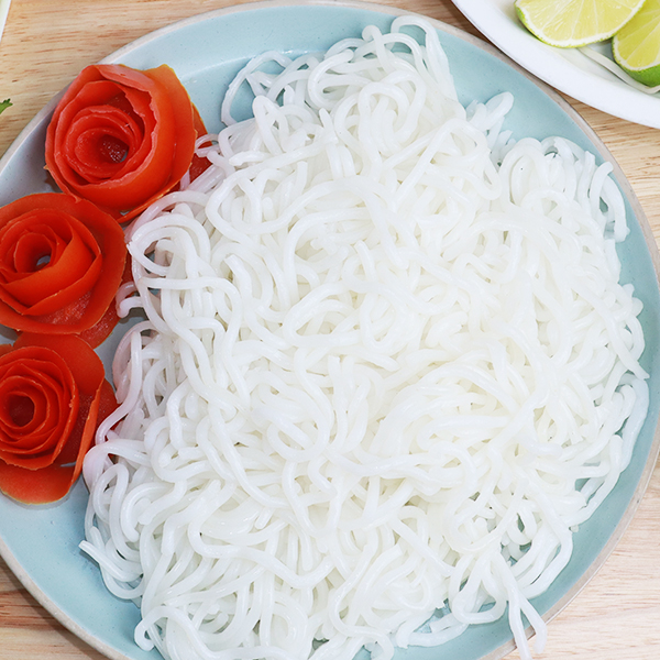 Fresh vermicelli noodles (Bun Bo Hue)