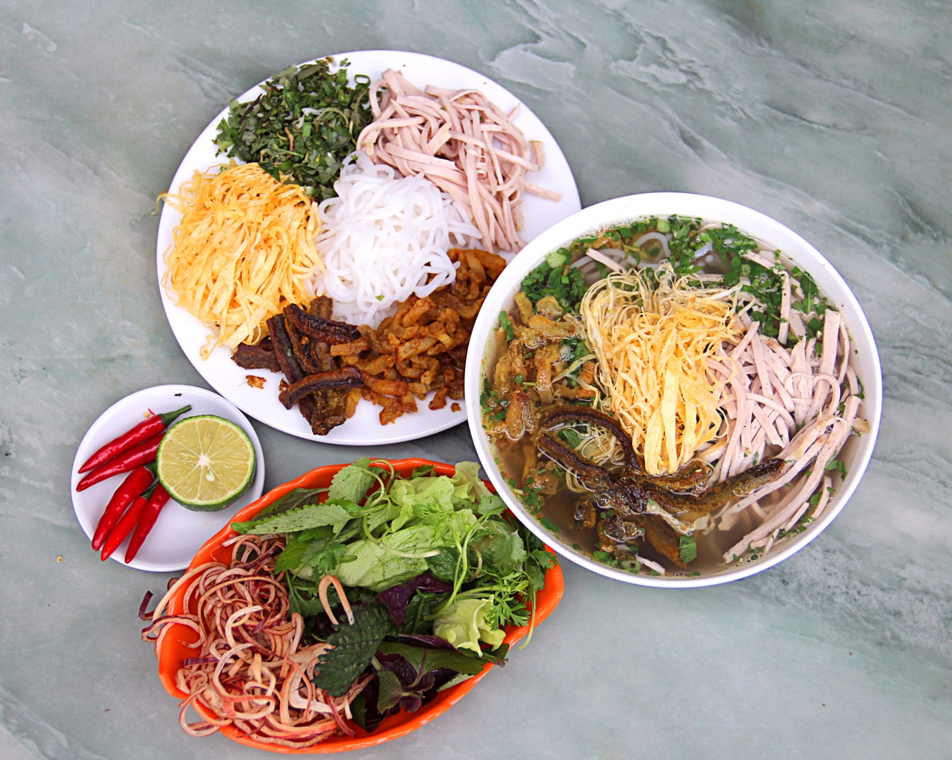 bun thang luon 1