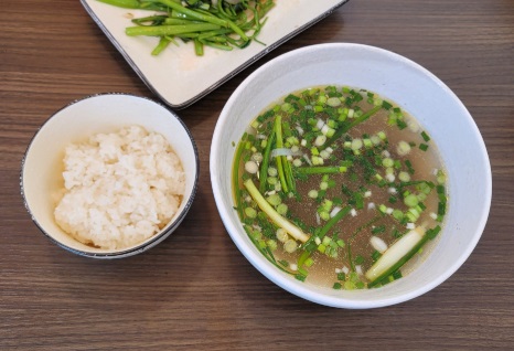cơm chan nước phở 2