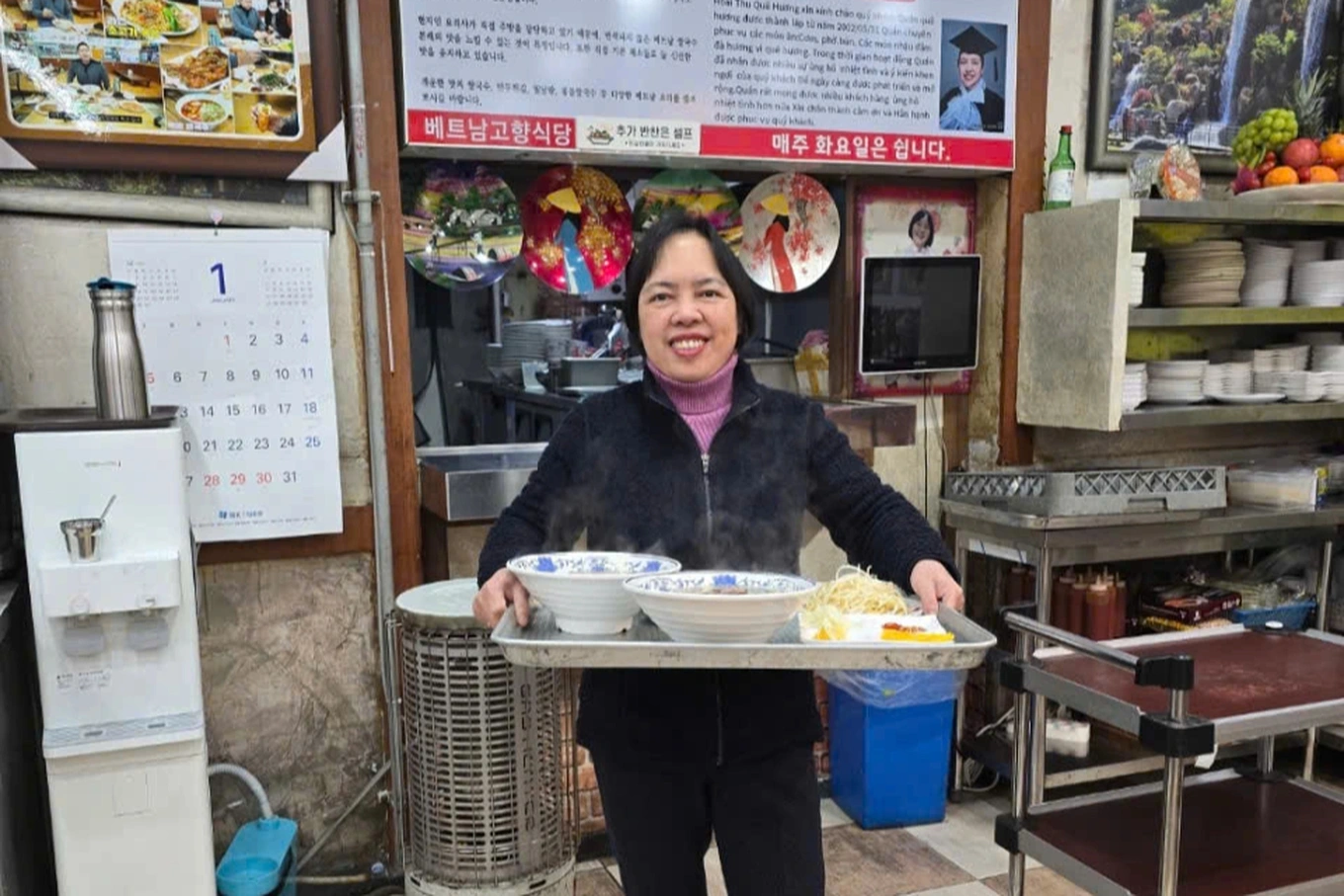 Sang Hàn bán phở 1