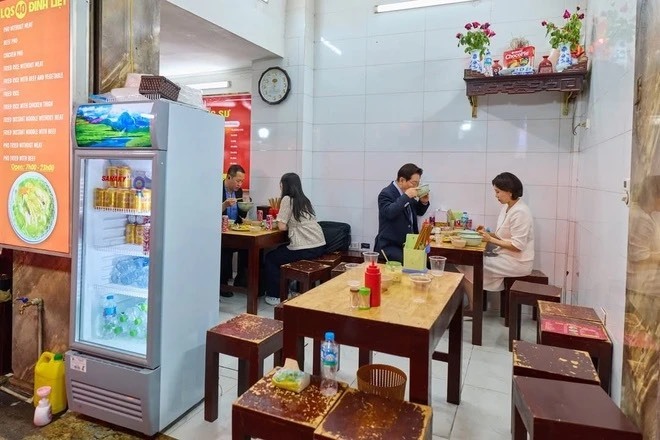 Các quán ăn lên đời 5