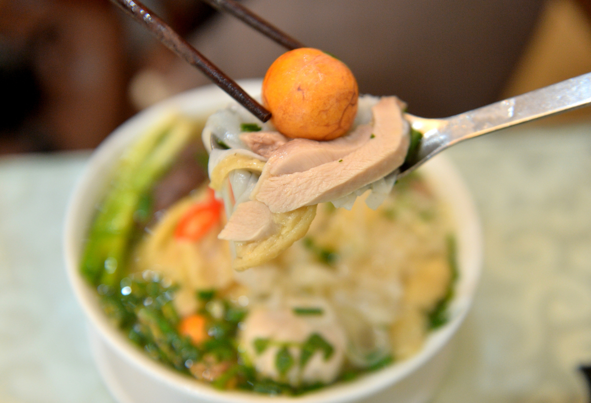 Sợi phở tươi chất lượng cao dẻo dai